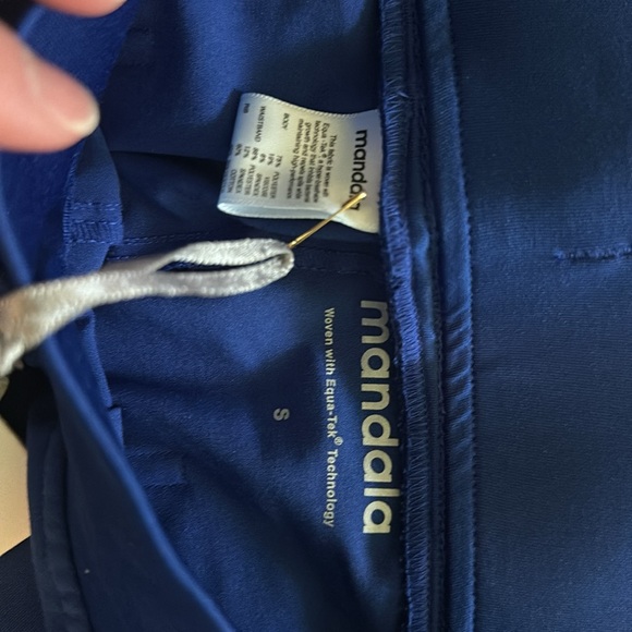 Mandala 9 pocket joggers - Picture 3 of 4